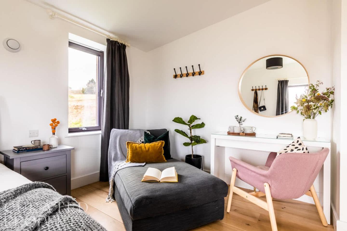 Stunning 5 Bedroom New Build With Amazing Views! Bath Bagian luar foto